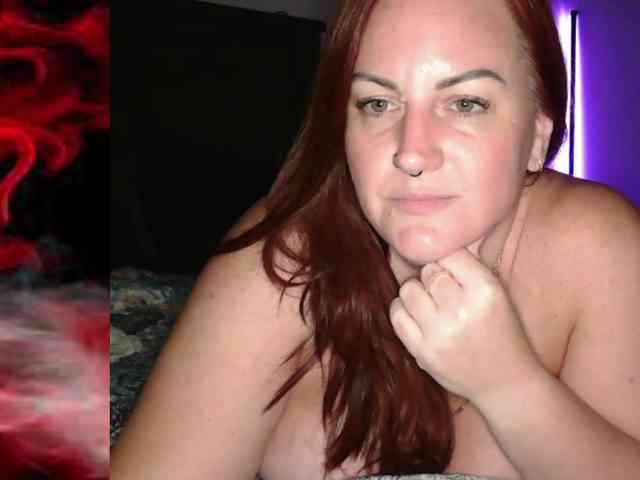 SouthernElle webcam