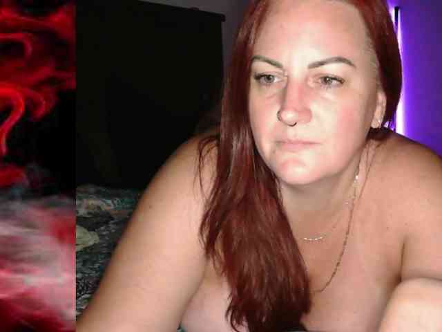SouthernElle webcam
