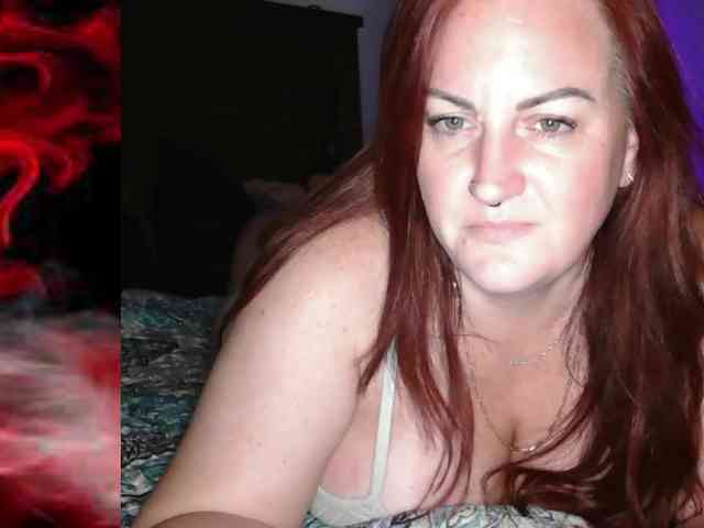 SouthernElle webcam