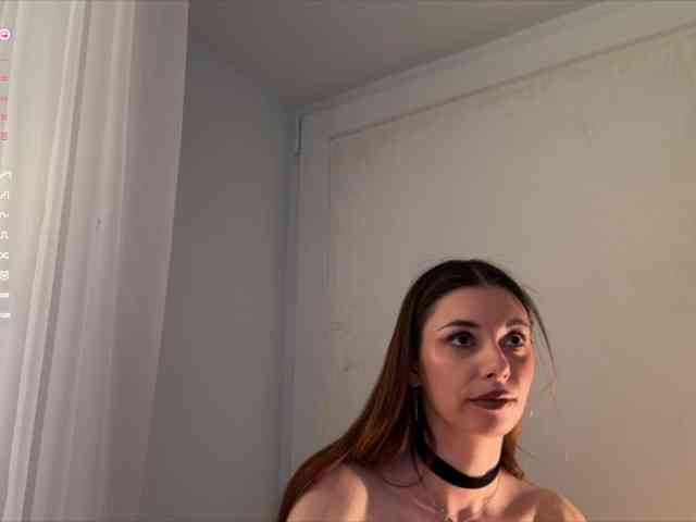 AmelieCrosby Live Webcam on BongaCams