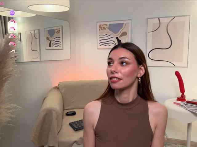 AmelieCrosby AmelieCrosby