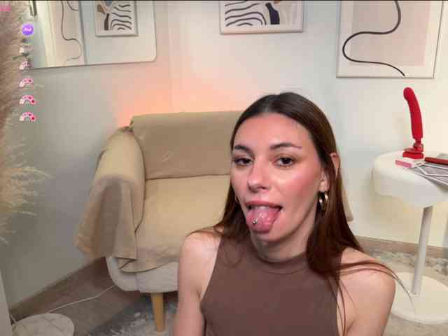 AmelieCrosby AmelieCrosby