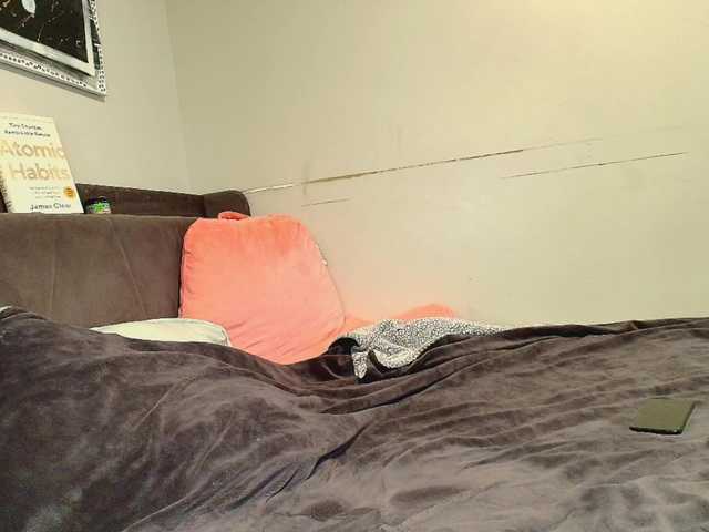 Naomiruty's BongaCams show and profile