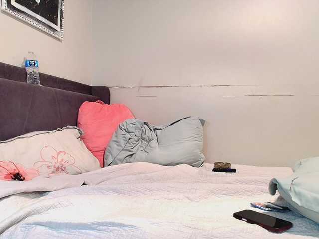 Naomiruty's BongaCams show and profile