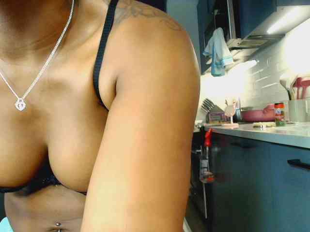 Naomiruty Live Webcam on BongaCams