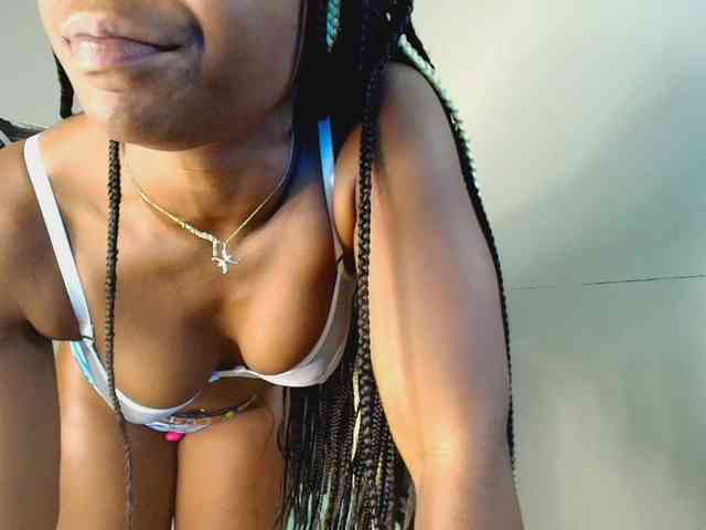 Naomiruty webcam