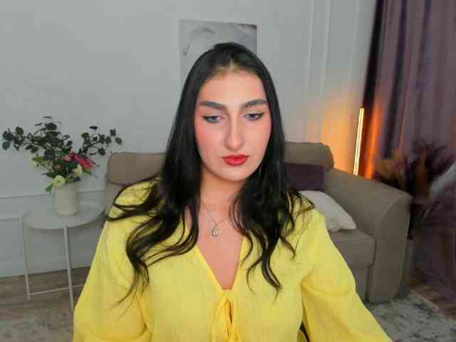 MirrorOfHeart's webcam live show