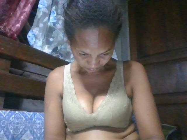 Selvidam Live Cam on BongaCams