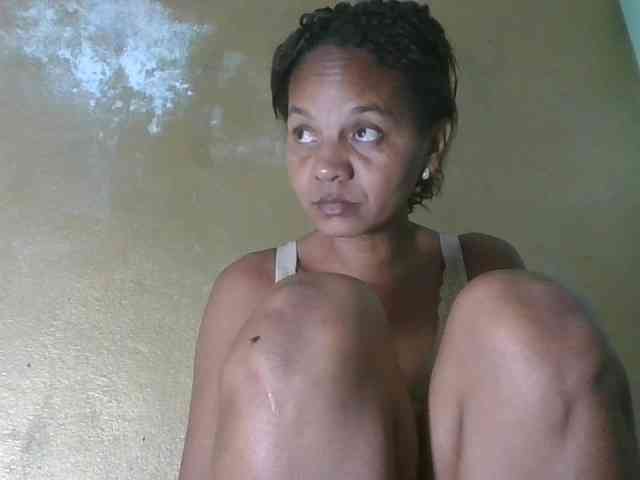 free nude chatroom Selvidam