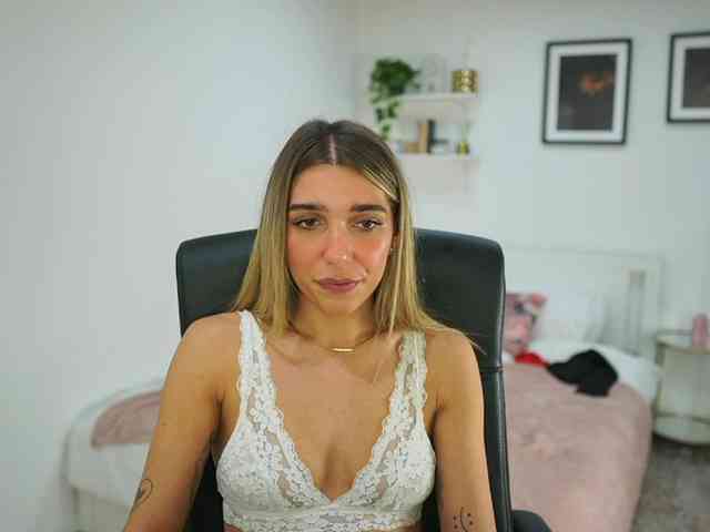 Frenchlove21 webcam