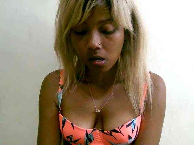 nude webcam Stellah1