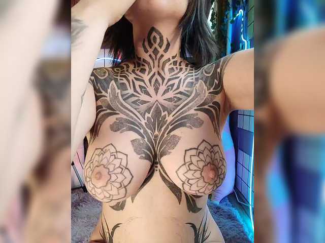 -Yourgirl's BongaCams show and profile