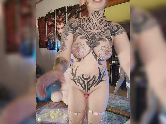 -Yourgirl's BongaCams show and profile