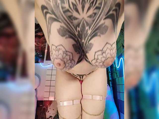 -Yourgirl's BongaCams show and profile