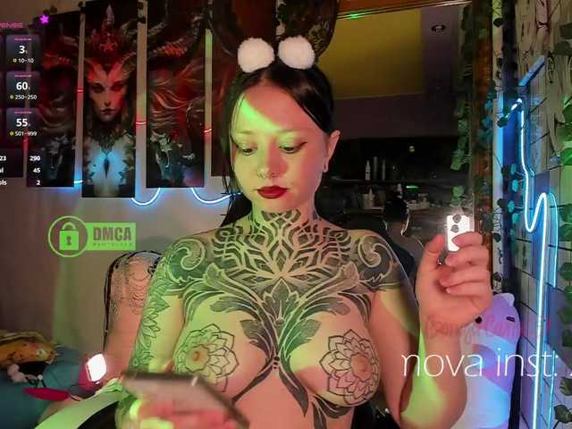 -Yourgirl's BongaCams show and profile