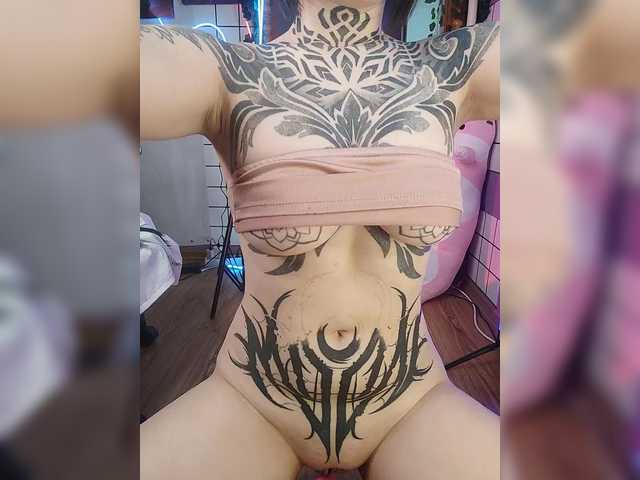 -Yourgirl's BongaCams show and profile