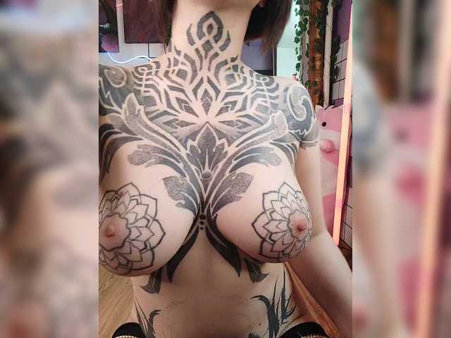 -Yourgirl's BongaCams profile