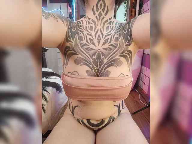 -Yourgirl Live Webcam on BongaCams