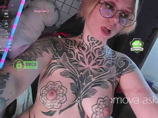 -Yourgirl webcam