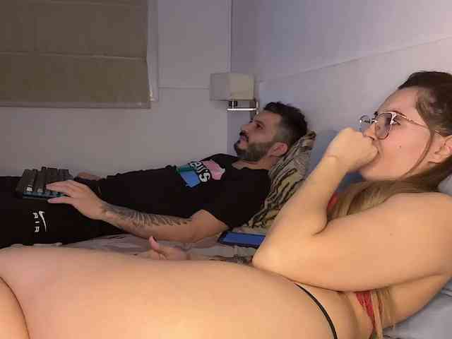 ArgentineHotCouple webcam