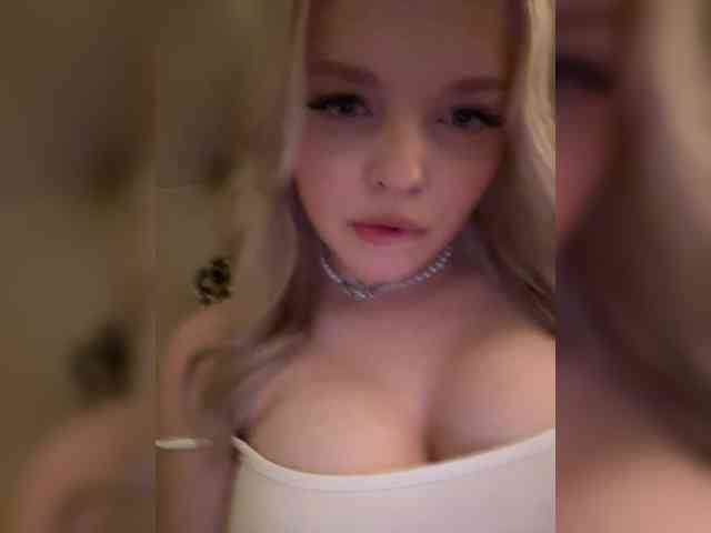 sakuraans webcam