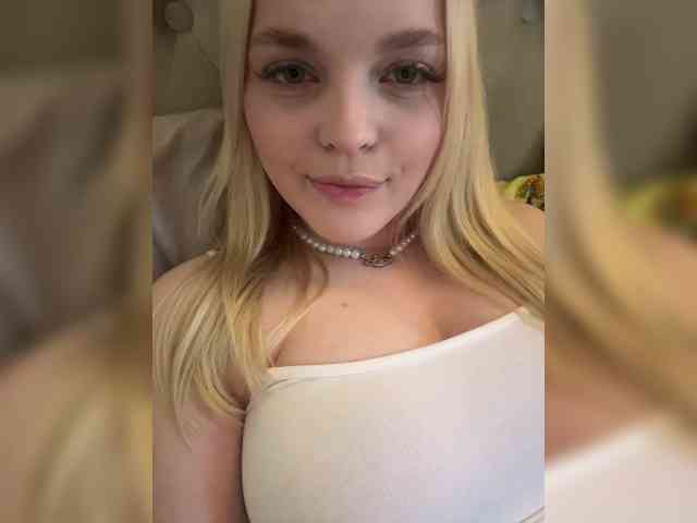sakuraans webcam