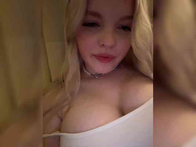 sakuraans webcam