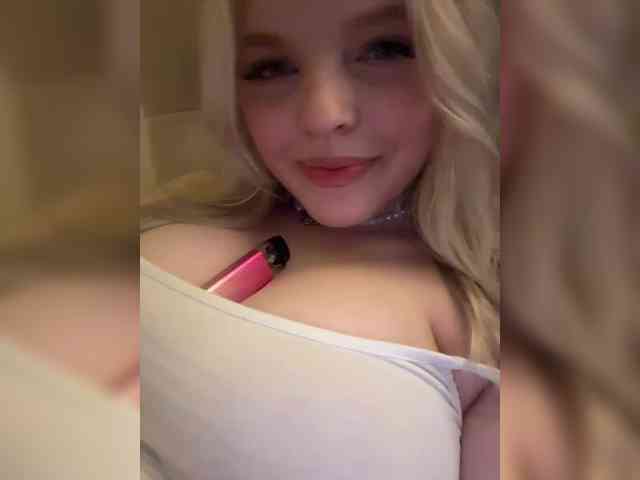 sakuraans webcam