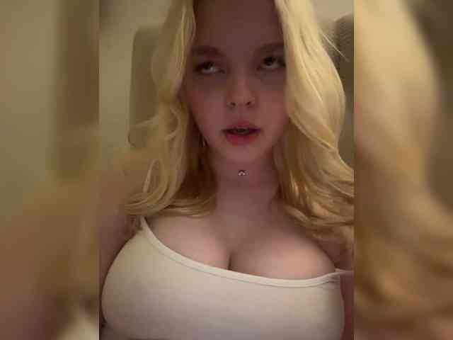 sakuraans webcam