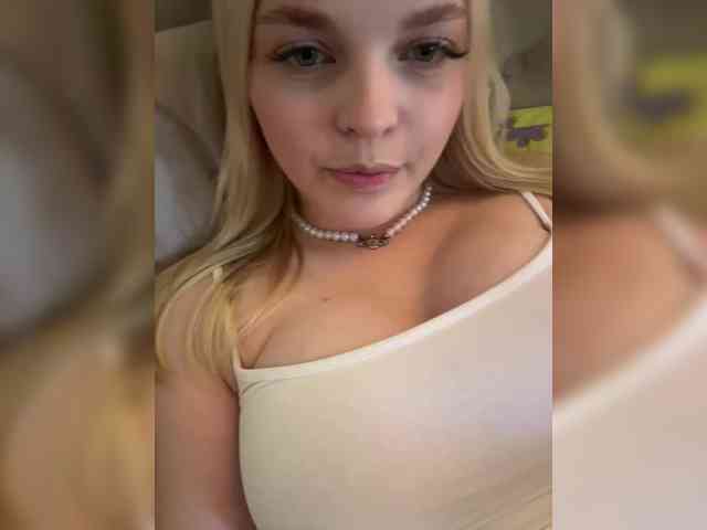 sakuraans webcam