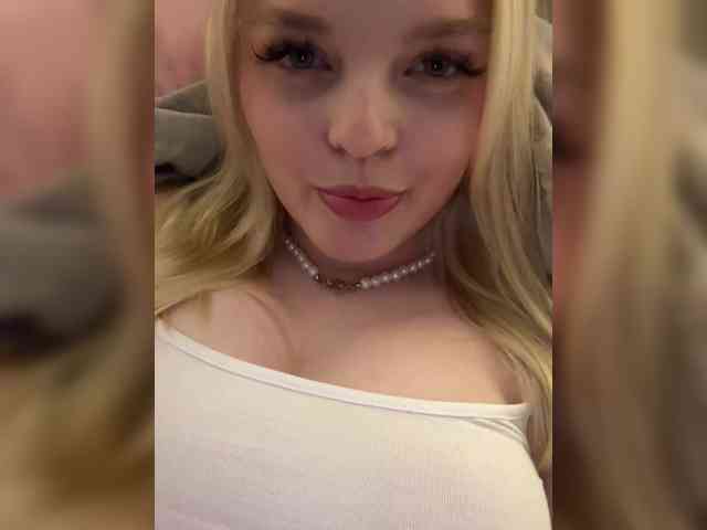 sakuraans webcam