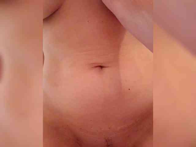 live chat nude ARIHSA