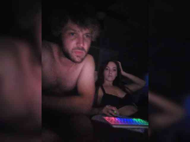 KinkyMinxie webcam