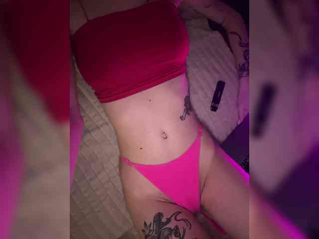 HorneyDiwazz webcam
