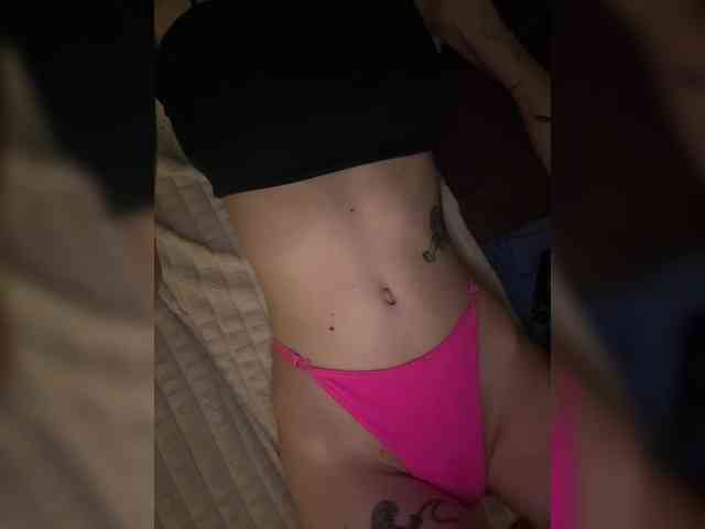 HorneyDiwazz webcam