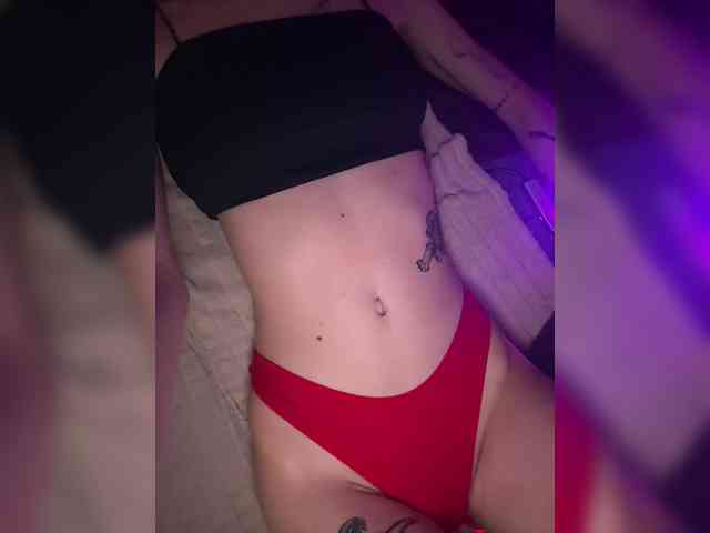 HorneyDiwazz webcam