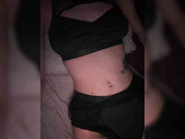 HorneyDiwazz webcam