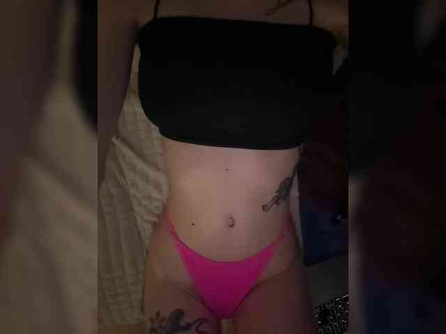 HorneyDiwazz webcam