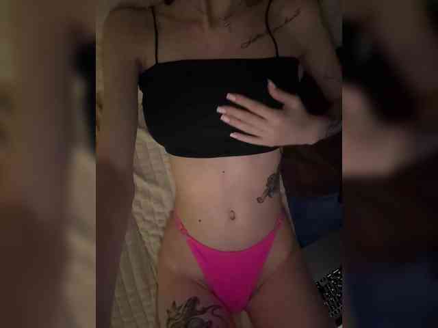 HorneyDiwazz webcam