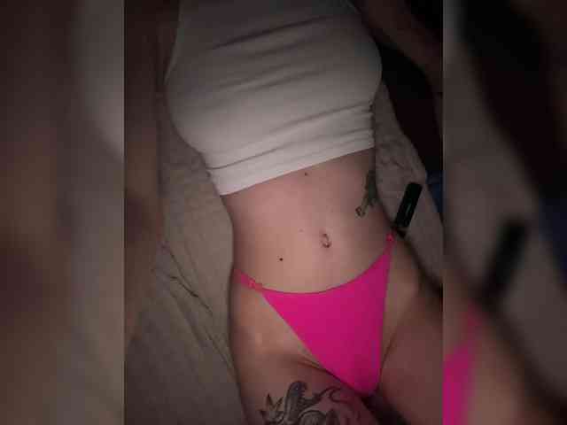 HorneyDiwazz webcam