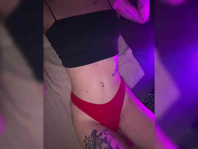 HorneyDiwazz webcam