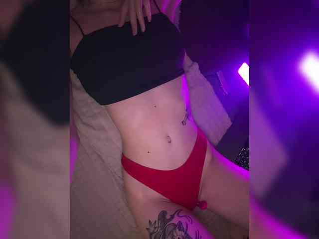 HorneyDiwazz webcam