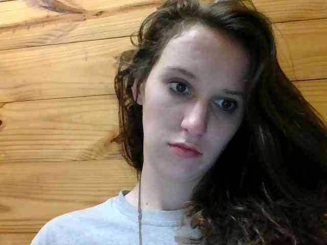 Brunettebabexo3a webcam