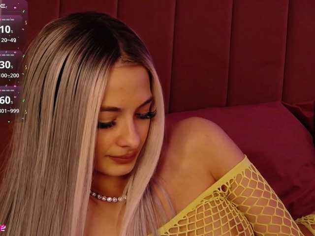 PinkySparkss's BongaCams show and profile