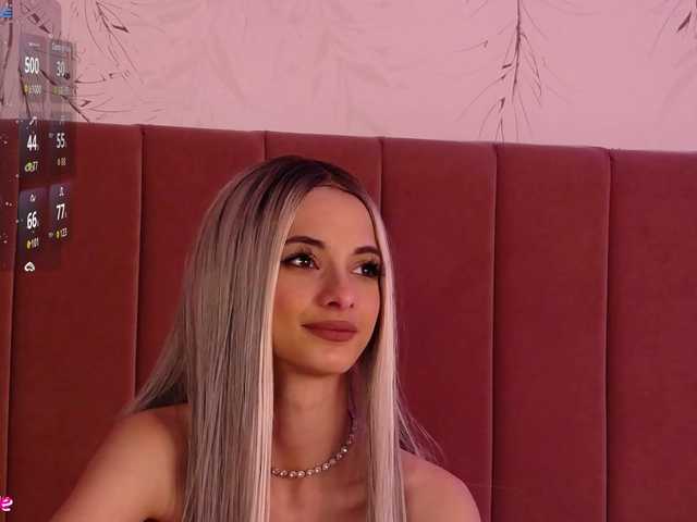 PinkySparkss's BongaCams show and profile