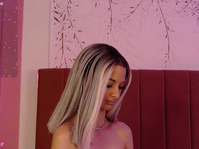 PinkySparkss's BongaCams show and profile