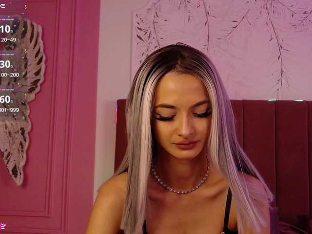 PinkySparkss's BongaCams show and profile