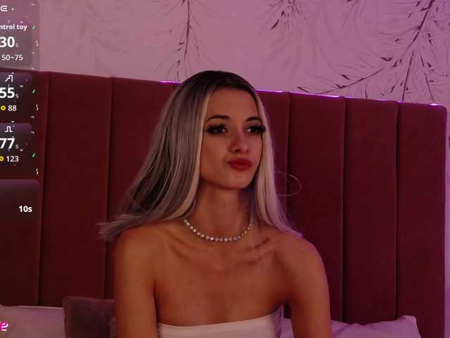 PinkySparkss's BongaCams show and profile