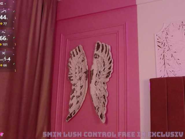 PinkySparkss's BongaCams show and profile