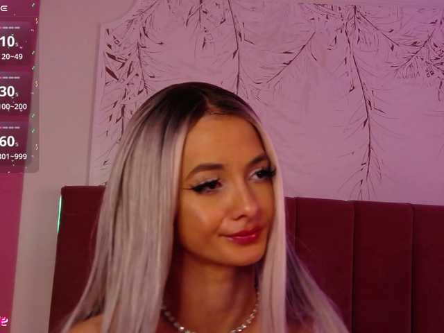 PinkySparkss's BongaCams show and profile